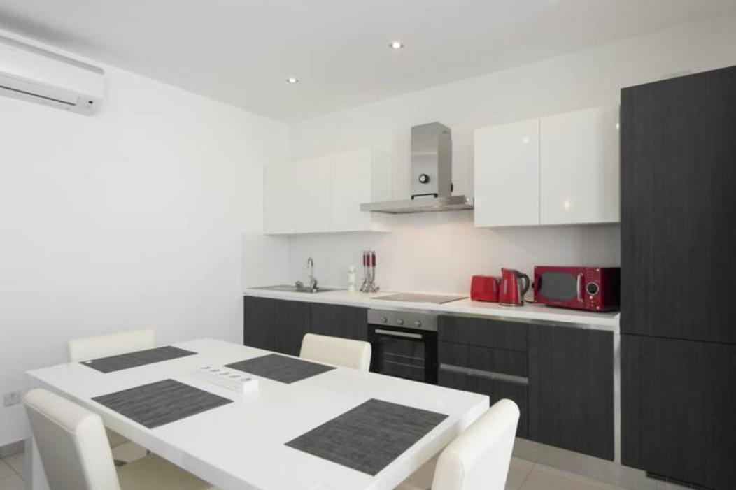 Modern Luxury Penthouse In Perfect Sliema Location Lägenhet Exteriör bild